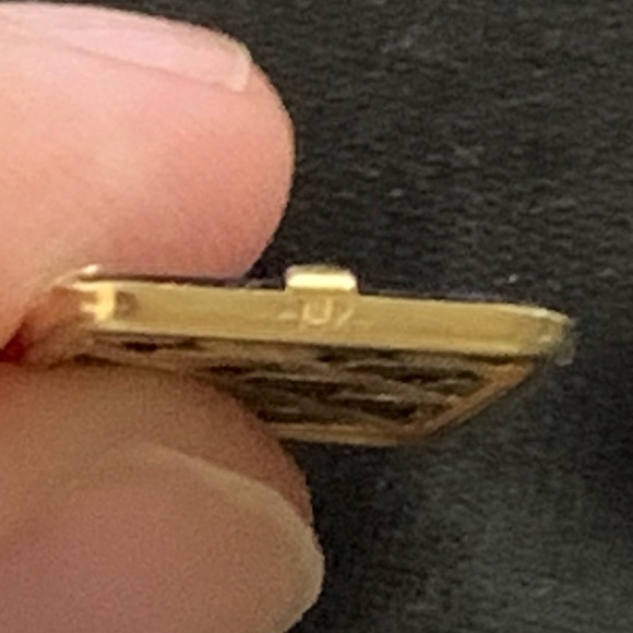 Onyx and 14 kt Gold Heart Pendant - Picture 7 of 12